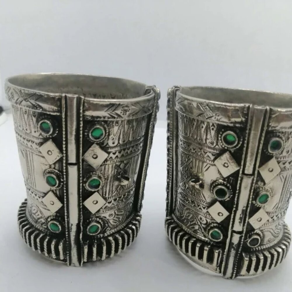 Single Antique Afghan Cuff Bracelet: Tribal Boho Jewelry with Green Glass